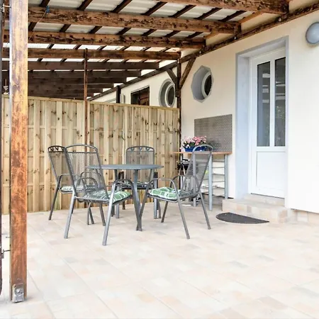 Claire Am Klostersee Urlaub Mit Hund By Interhome Dargun